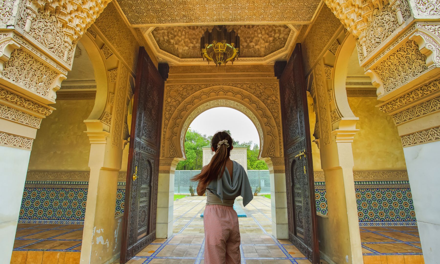 どこを切り取ってもフォトジェニックな モロッコパビリオン（アスタカ・モロッコ） に立ち寄り